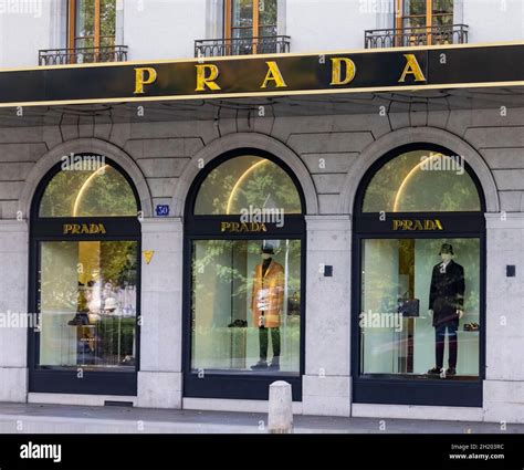 negozio prada ginevra|Prada .